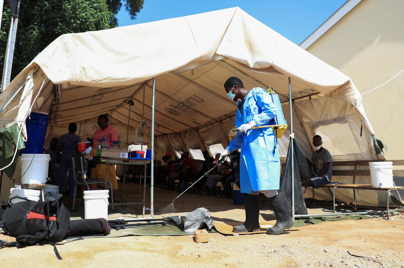 Zimbabwe’s Village Health Workers Persist in Cholera Battle